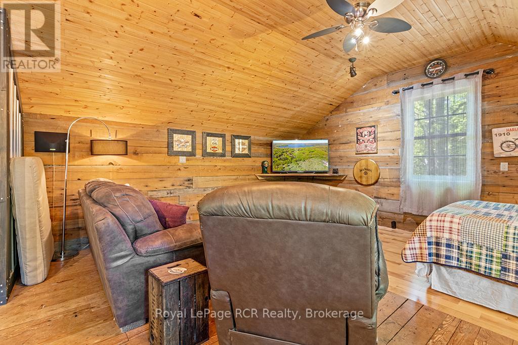 












234 NAPOLEON STREET

,
Grey Highlands,




Ontario
N0C1E0

