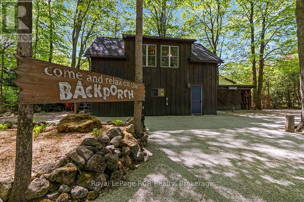 












234 NAPOLEON STREET

,
Grey Highlands,




Ontario
N0C1E0

