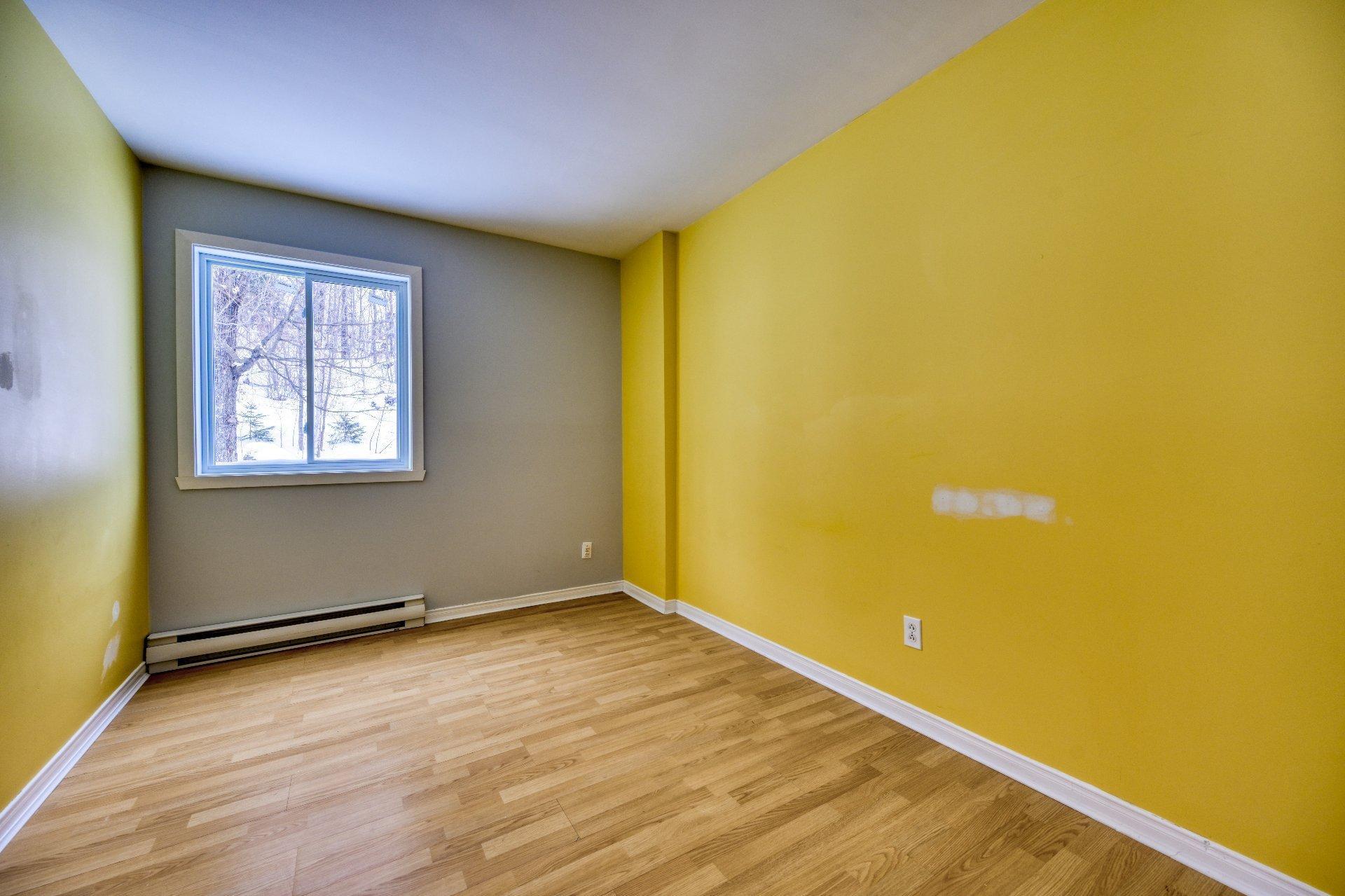 









222A


Rue Sandy

,
Sainte-Sophie,




QC
J5J2K5

