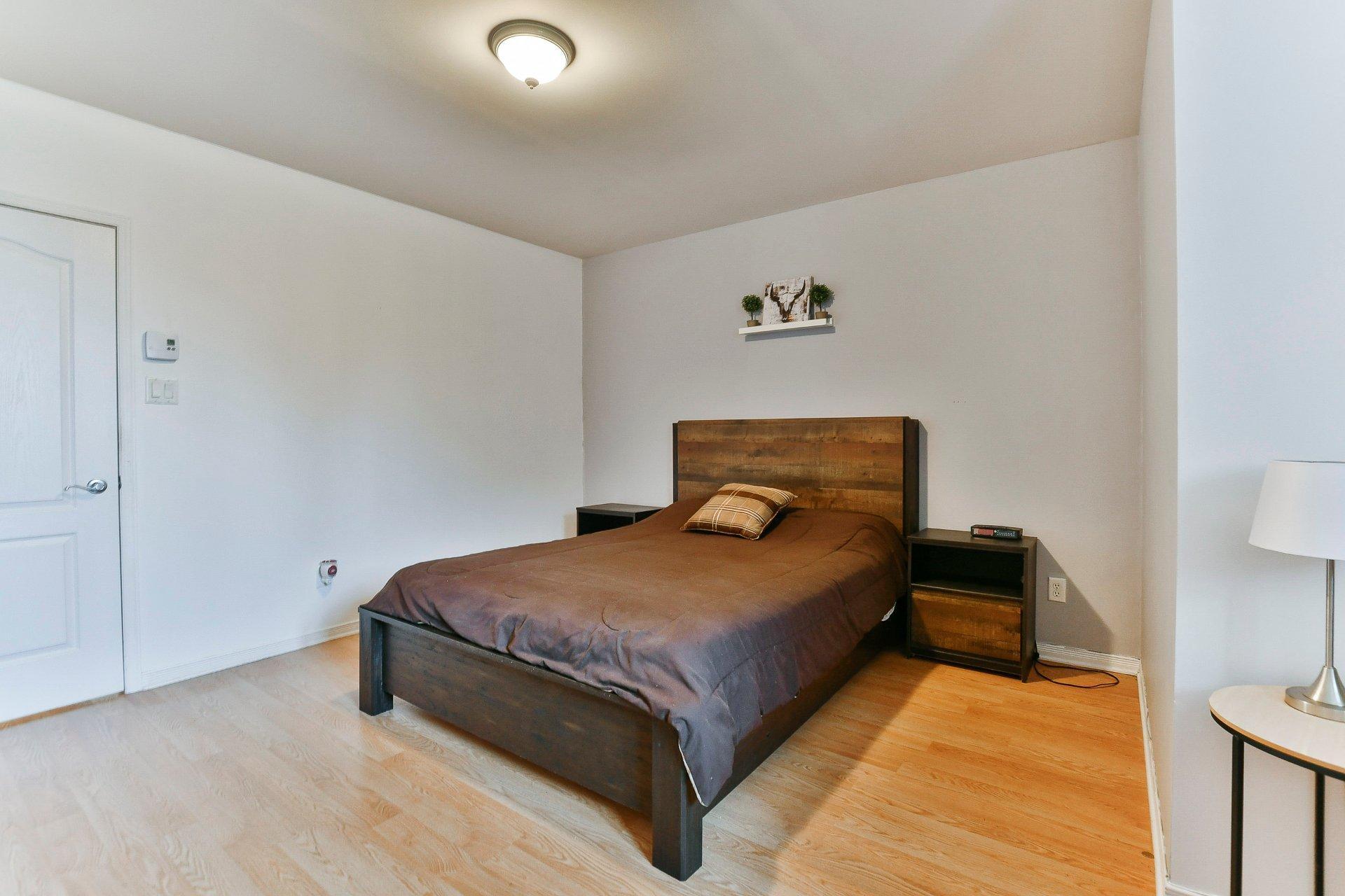 









500

 - 504


Av. de l'Étang

,
Mascouche,




QC
J7K0C6

