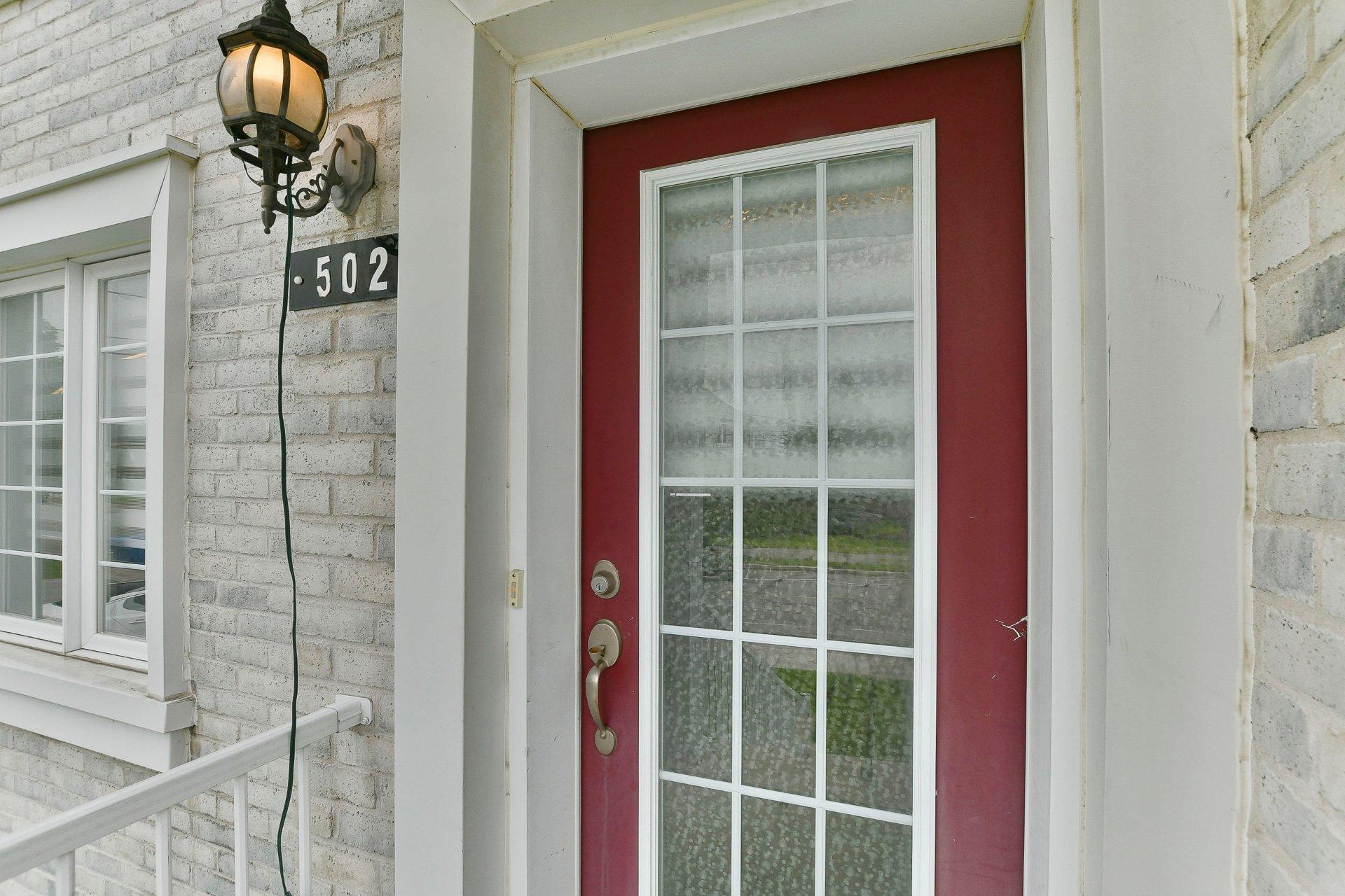









500

 - 504


Av. de l'Étang

,
Mascouche,




QC
J7K0C6

