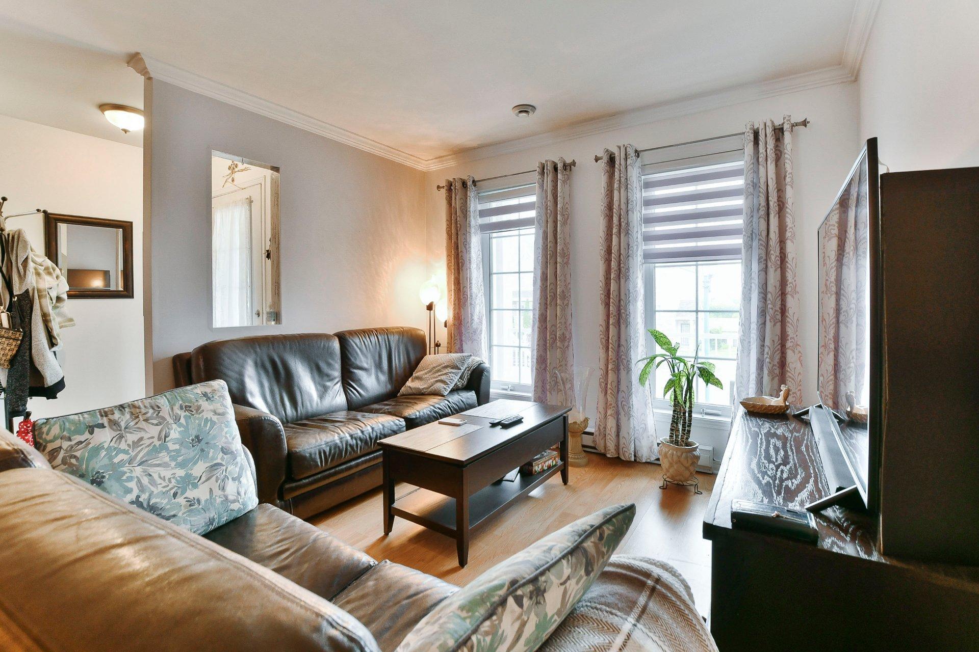 









500

 - 504


Av. de l'Étang

,
Mascouche,




QC
J7K0C6

