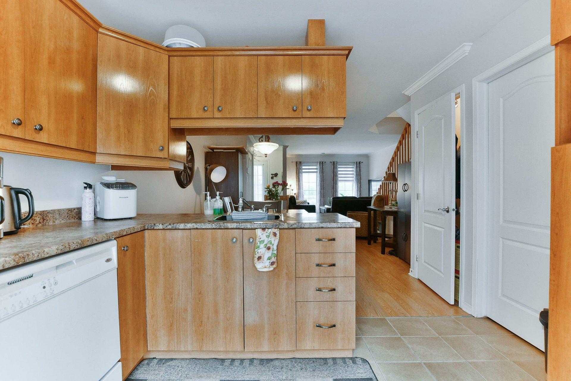 









500

 - 504


Av. de l'Étang

,
Mascouche,




QC
J7K0C6

