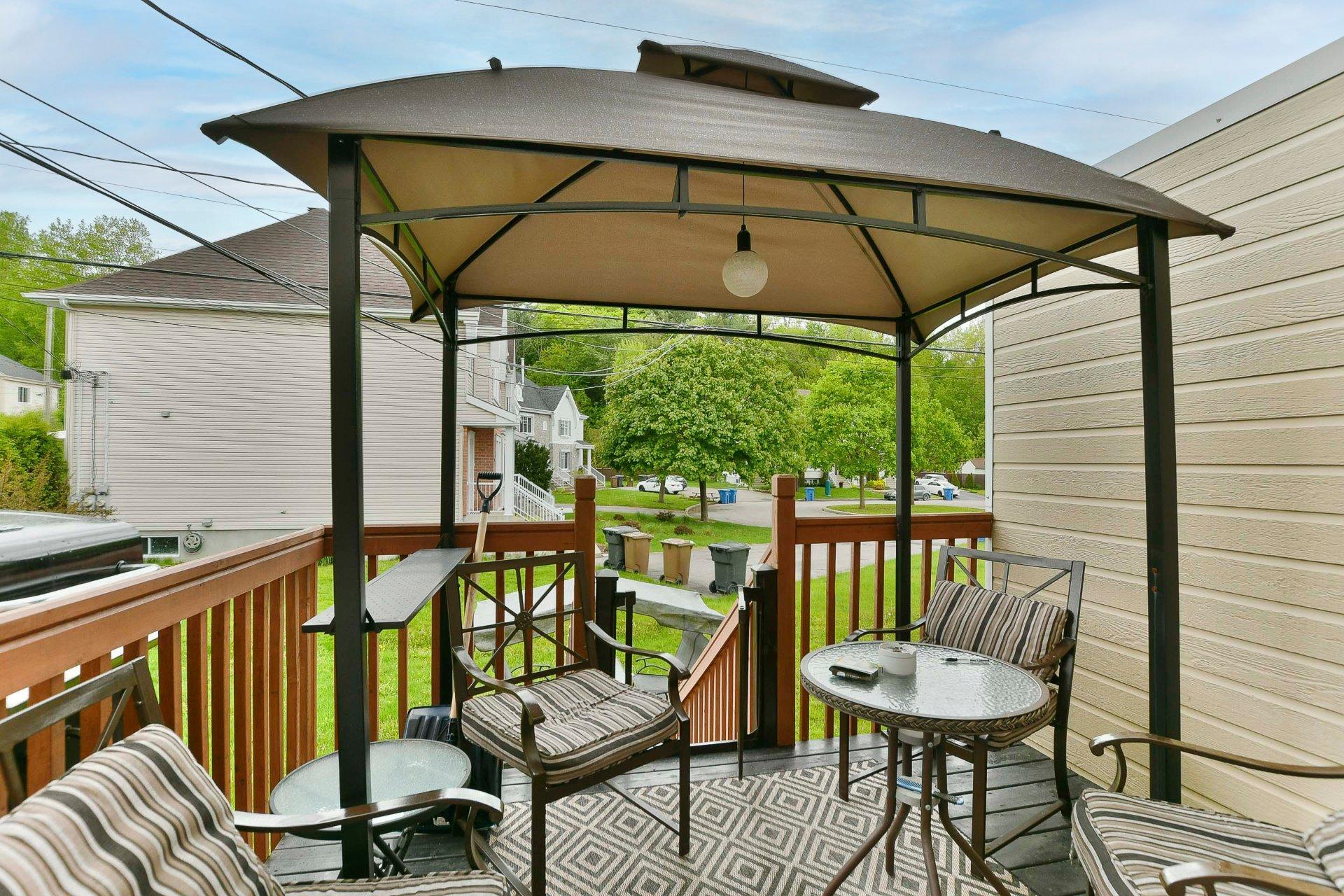 









500

 - 504


Av. de l'Étang

,
Mascouche,




QC
J7K0C6

