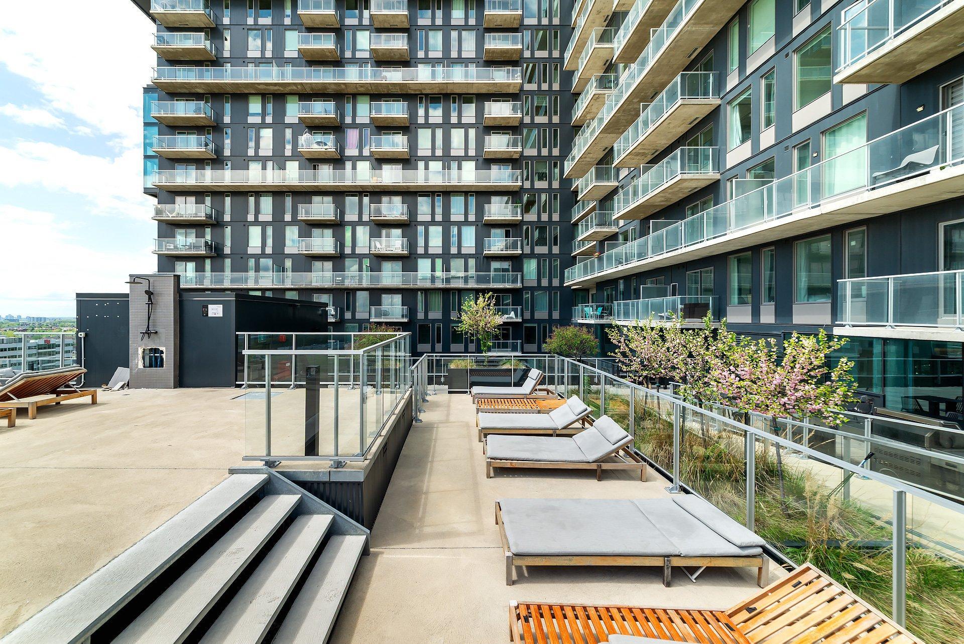 









60


Rue de l'Éclipse

, 1422,
Brossard,




QC
J4Z0T8


