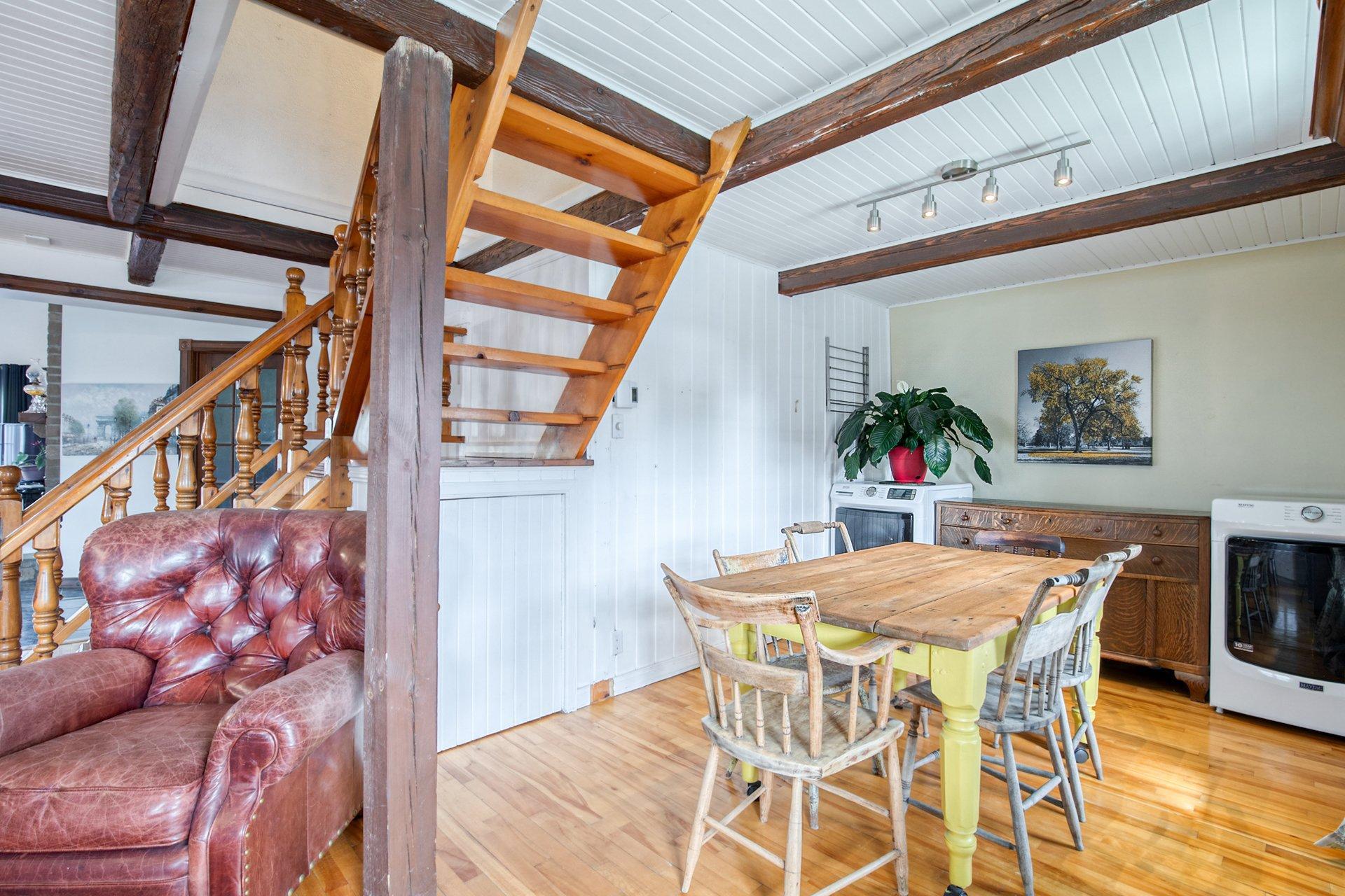 









14230


Av. Guy

,
Saint-Hyacinthe,




QC
J2R1V7

