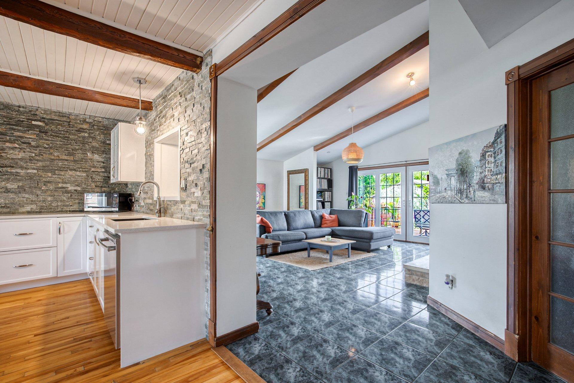 









14230


Av. Guy

,
Saint-Hyacinthe,




QC
J2R1V7

