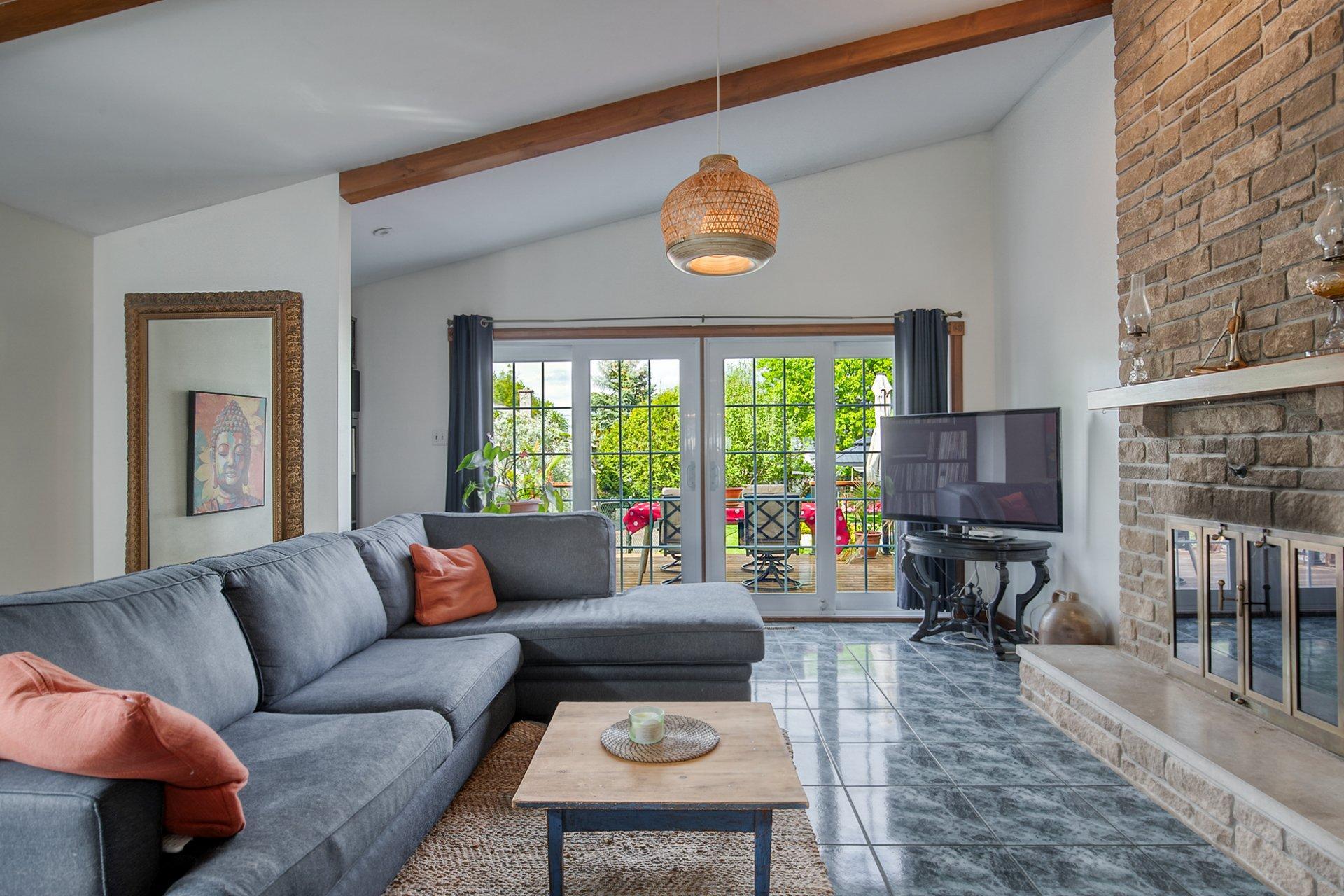









14230


Av. Guy

,
Saint-Hyacinthe,




QC
J2R1V7


