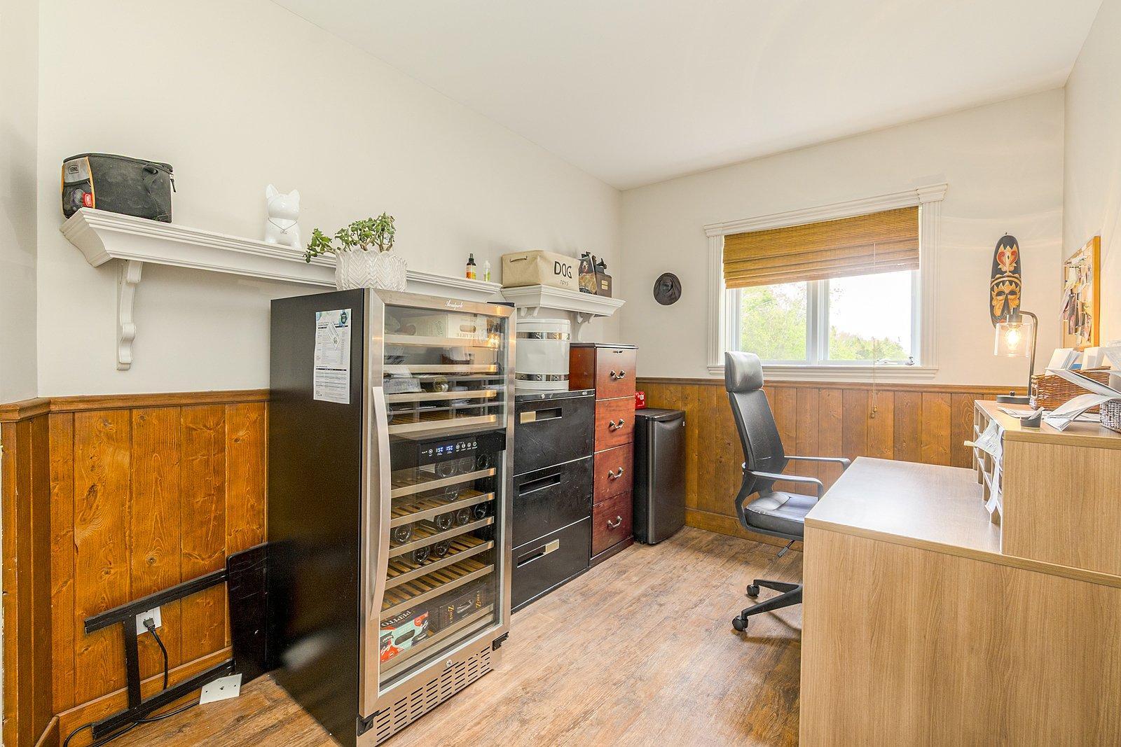 









1810


Route 249

,
Saint-Denis-de-Brompton,




QC
J0B2P0

