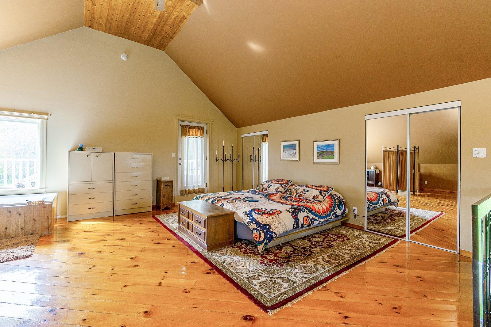 









1810


Route 249

,
Saint-Denis-de-Brompton,




QC
J0B2P0

