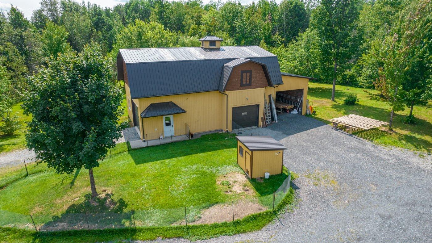 









1810


Route 249

,
Saint-Denis-de-Brompton,




QC
J0B2P0


