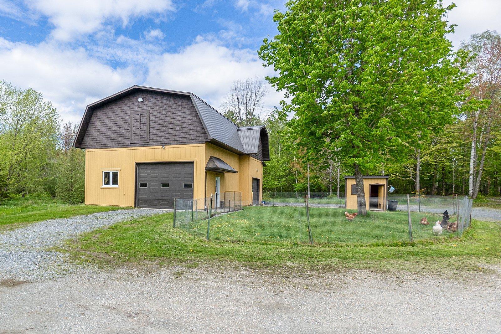 









1810


Route 249

,
Saint-Denis-de-Brompton,




QC
J0B2P0

