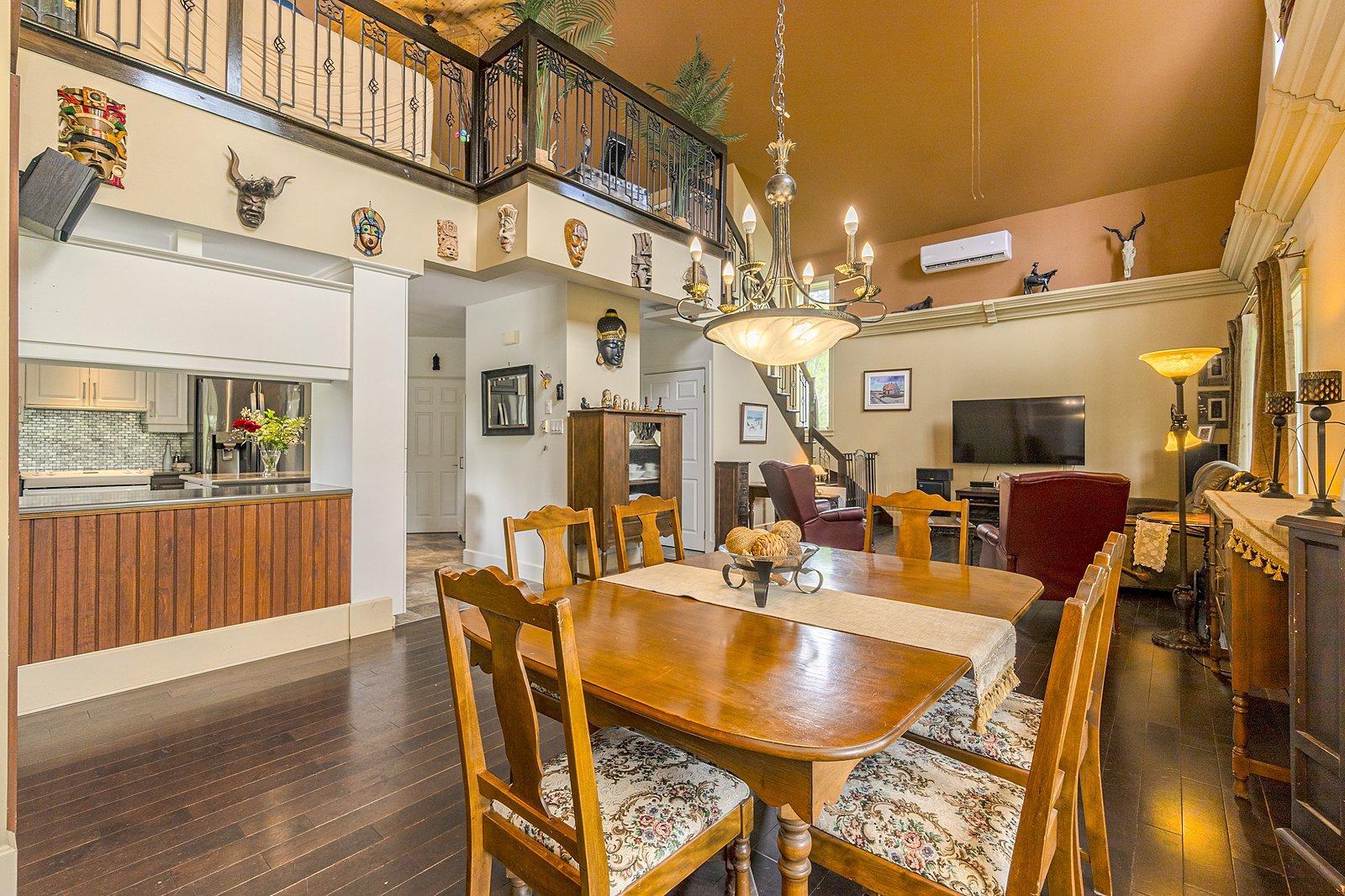 









1810


Route 249

,
Saint-Denis-de-Brompton,




QC
J0B2P0

