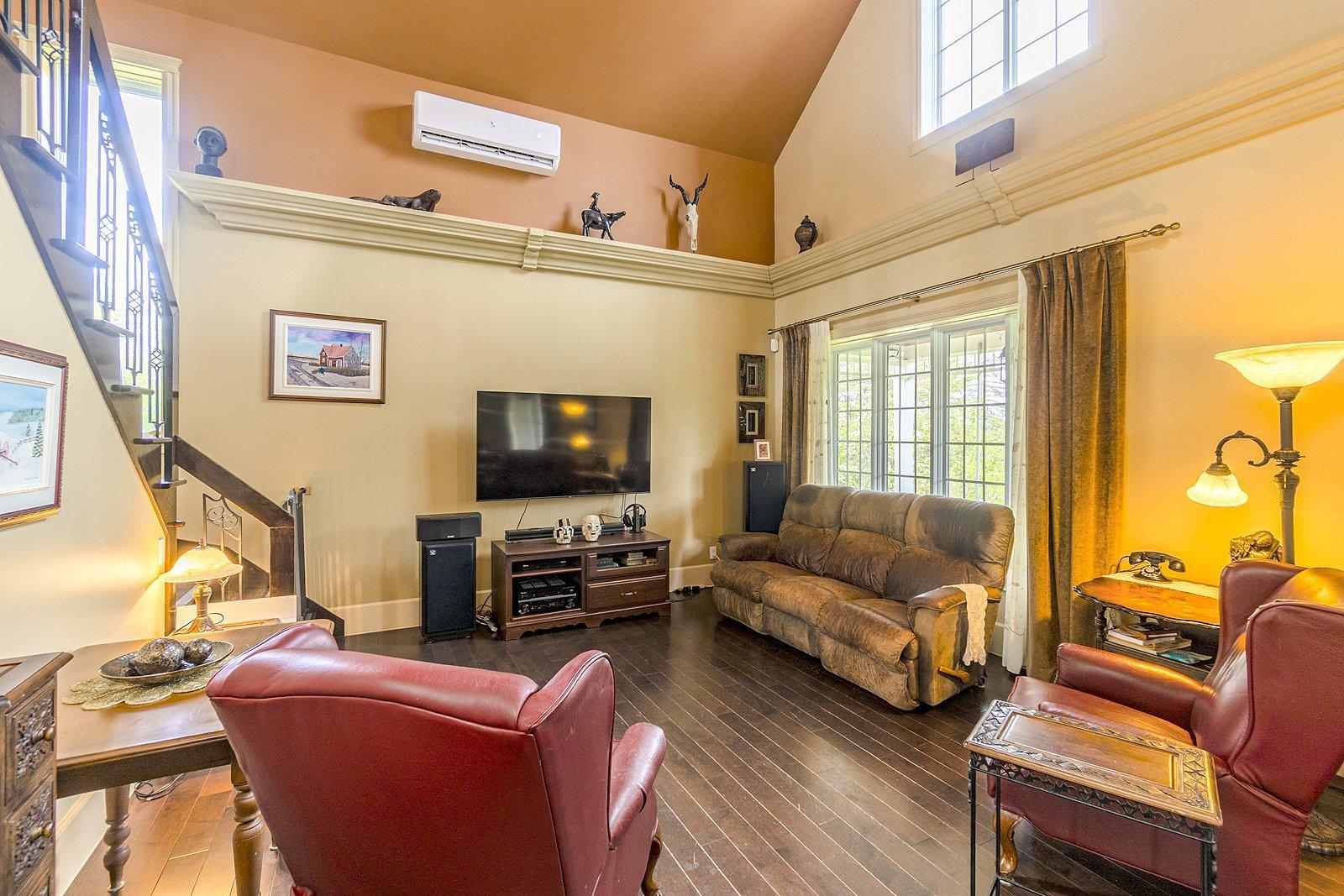 









1810


Route 249

,
Saint-Denis-de-Brompton,




QC
J0B2P0

