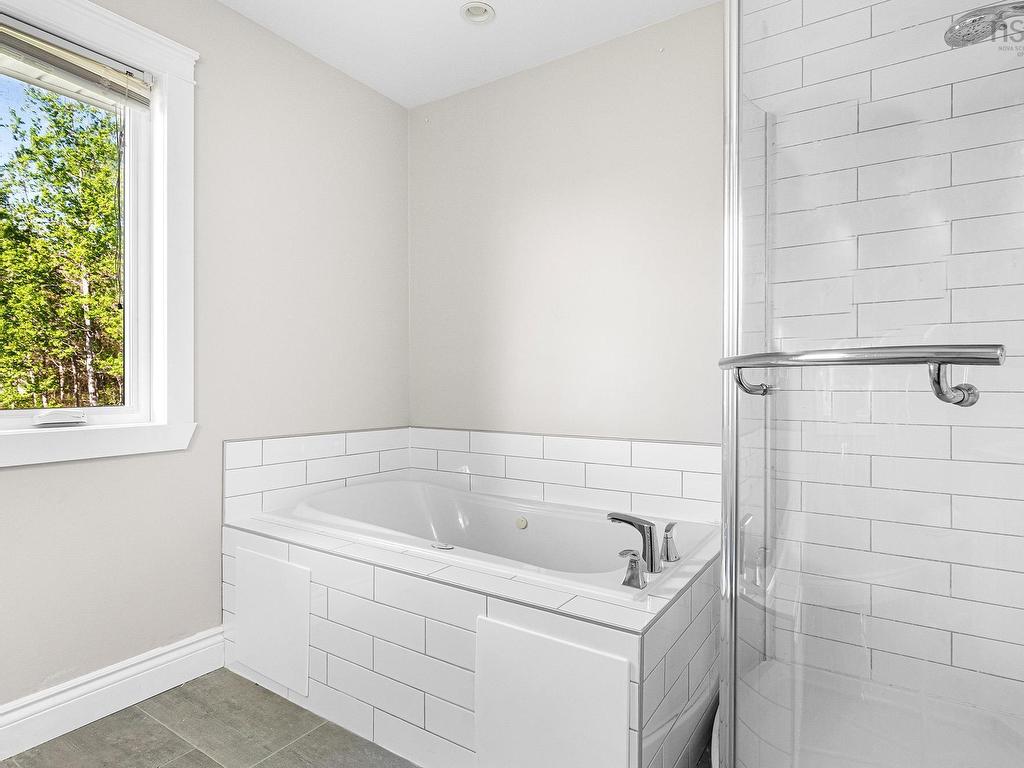 












983 Windgate Drive

,
Beaver Bank,




NS
B4G 0A7


