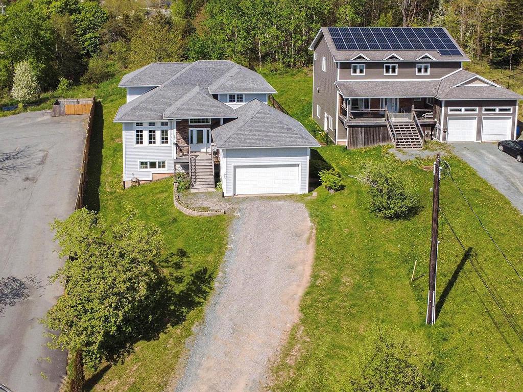 












983 Windgate Drive

,
Beaver Bank,




NS
B4G 0A7

