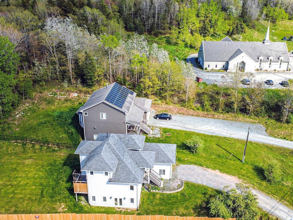 












983 Windgate Drive

,
Beaver Bank,




NS
B4G 0A7

