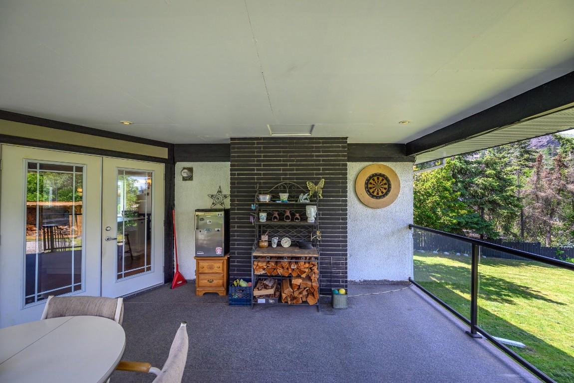 









3505


38

Avenue,
Vernon,




BC
V1T 3A4

