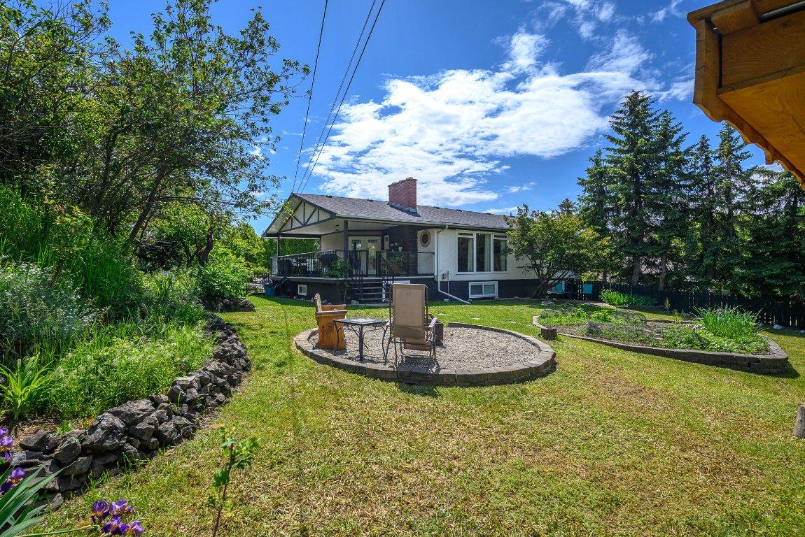 









3505


38

Avenue,
Vernon,




BC
V1T 3A4

