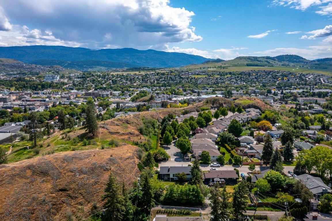 









3505


38

Avenue,
Vernon,




BC
V1T 3A4

