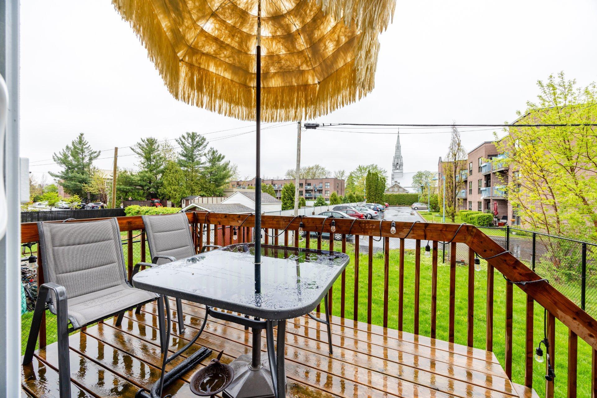 









1710


Rue Coderre

,
Longueuil (Saint-Hubert),




QC
J3Y4N1

