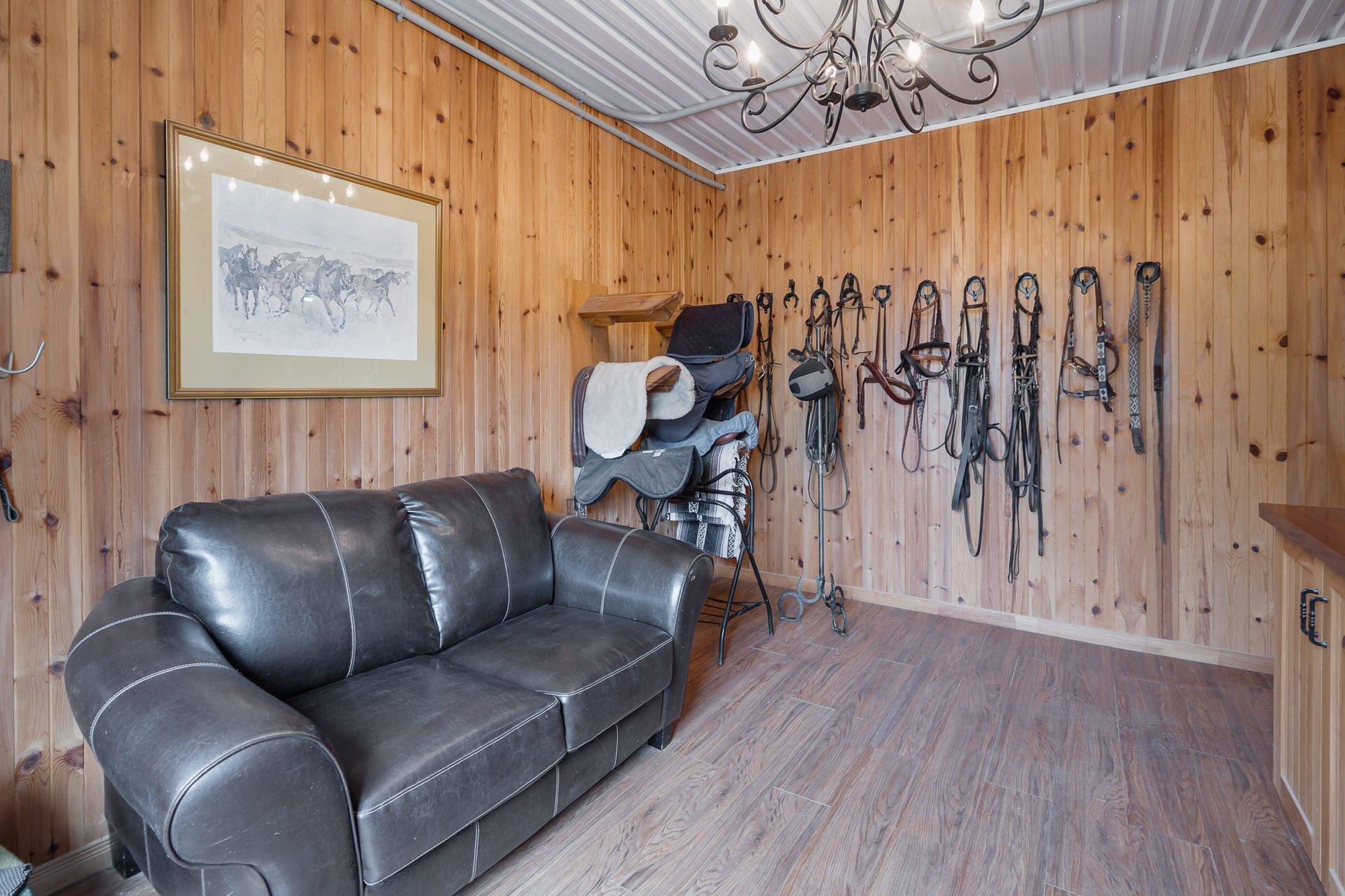 









76


Ch. Park

,
Rigaud,







QC
J0P1P0

