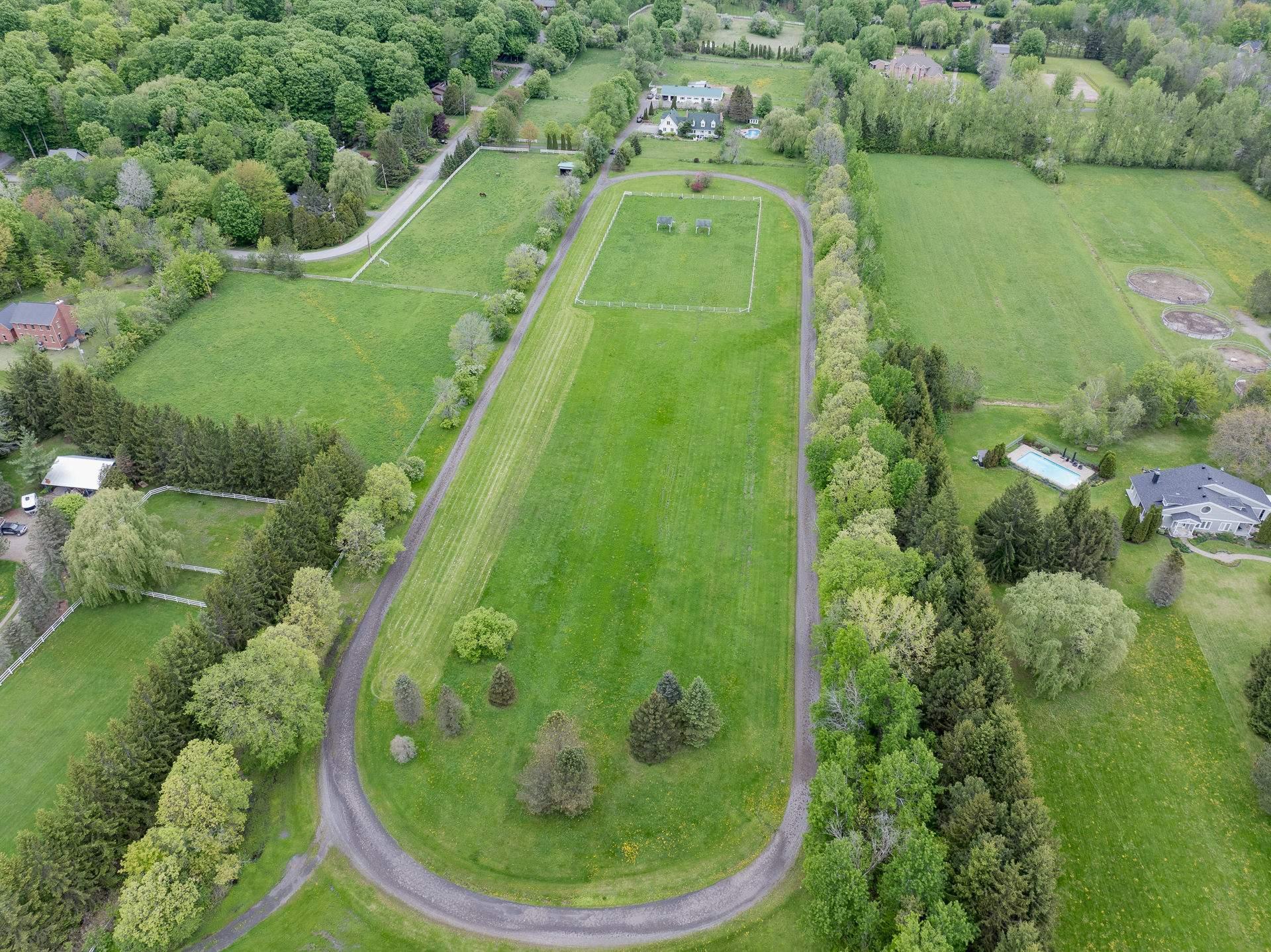 









76


Ch. Park

,
Rigaud,







QC
J0P1P0

