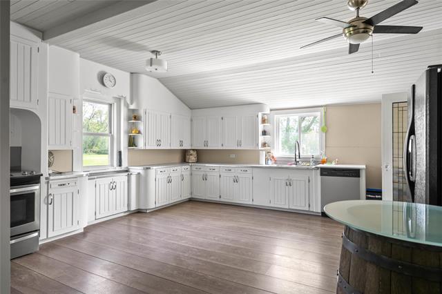 









86085


42 E

RD,
Beausejour,




MB
R0E 0C0

