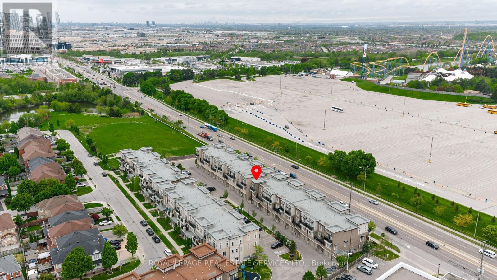 












13 - 9621 JANE STREET

,
Vaughan,




Ontario
L6A4G5

