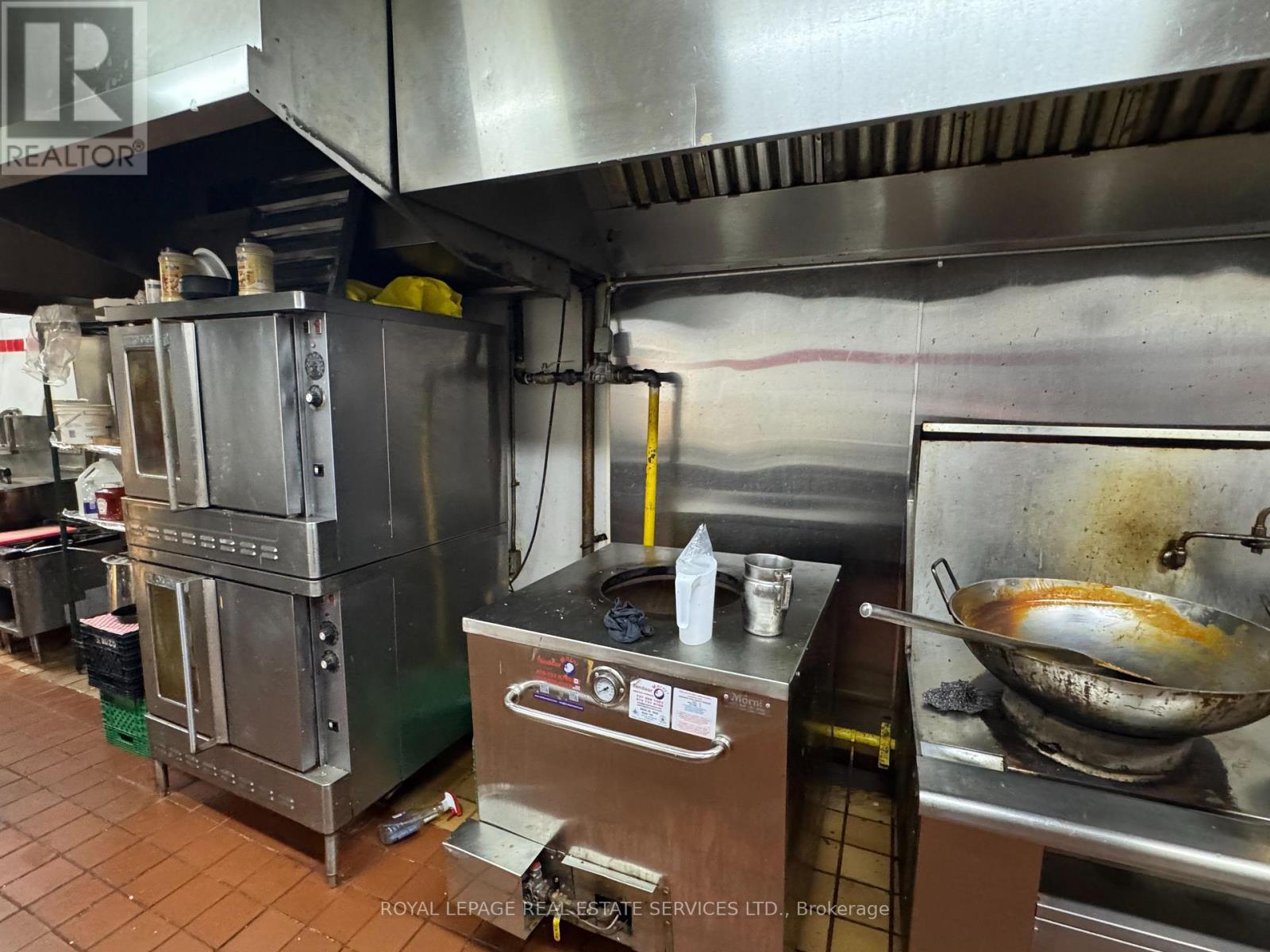 












6430 ERIN MILLS PARKWAY

,
Mississauga,




Ontario
L5N3P3

