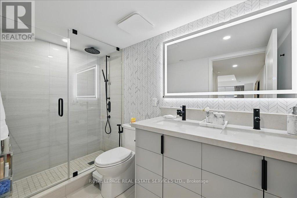 












108 - 2489 TAUNTON ROAD

,
Oakville,




Ontario
L6H3R9

