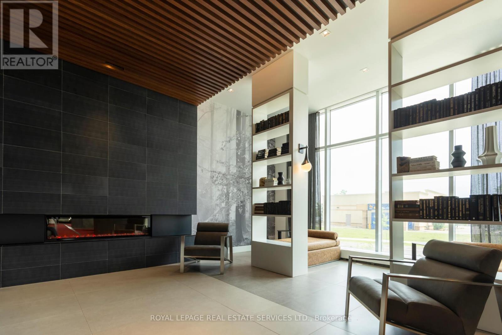 












108 - 2489 TAUNTON ROAD

,
Oakville,




Ontario
L6H3R9

