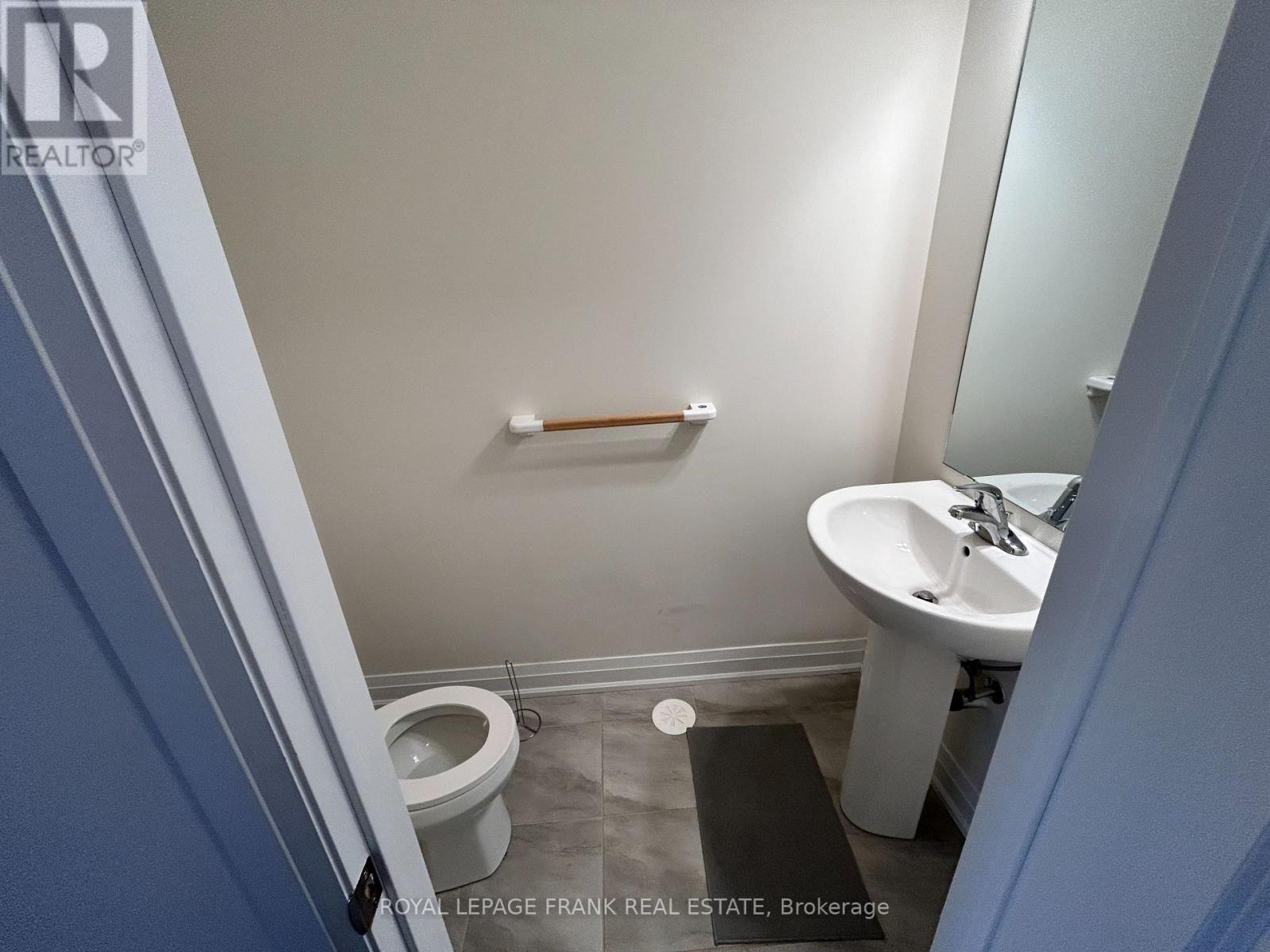 












319 - 755 OMEGA DRIVE

,
Pickering (Woodlands),




Ontario
L1V0H1

