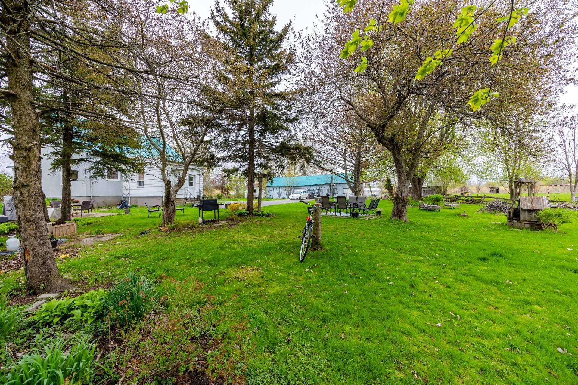 









6830Z


Ch. des Prairies

,
Brossard,







QC
J4Z3H8

