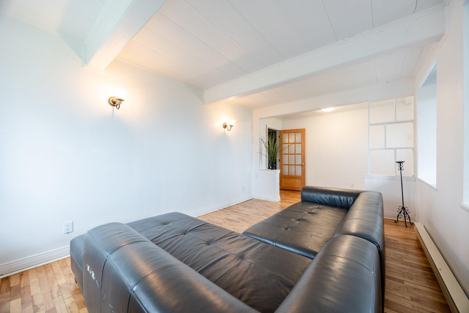 









6830Z


Ch. des Prairies

,
Brossard,







QC
J4Z3H8

