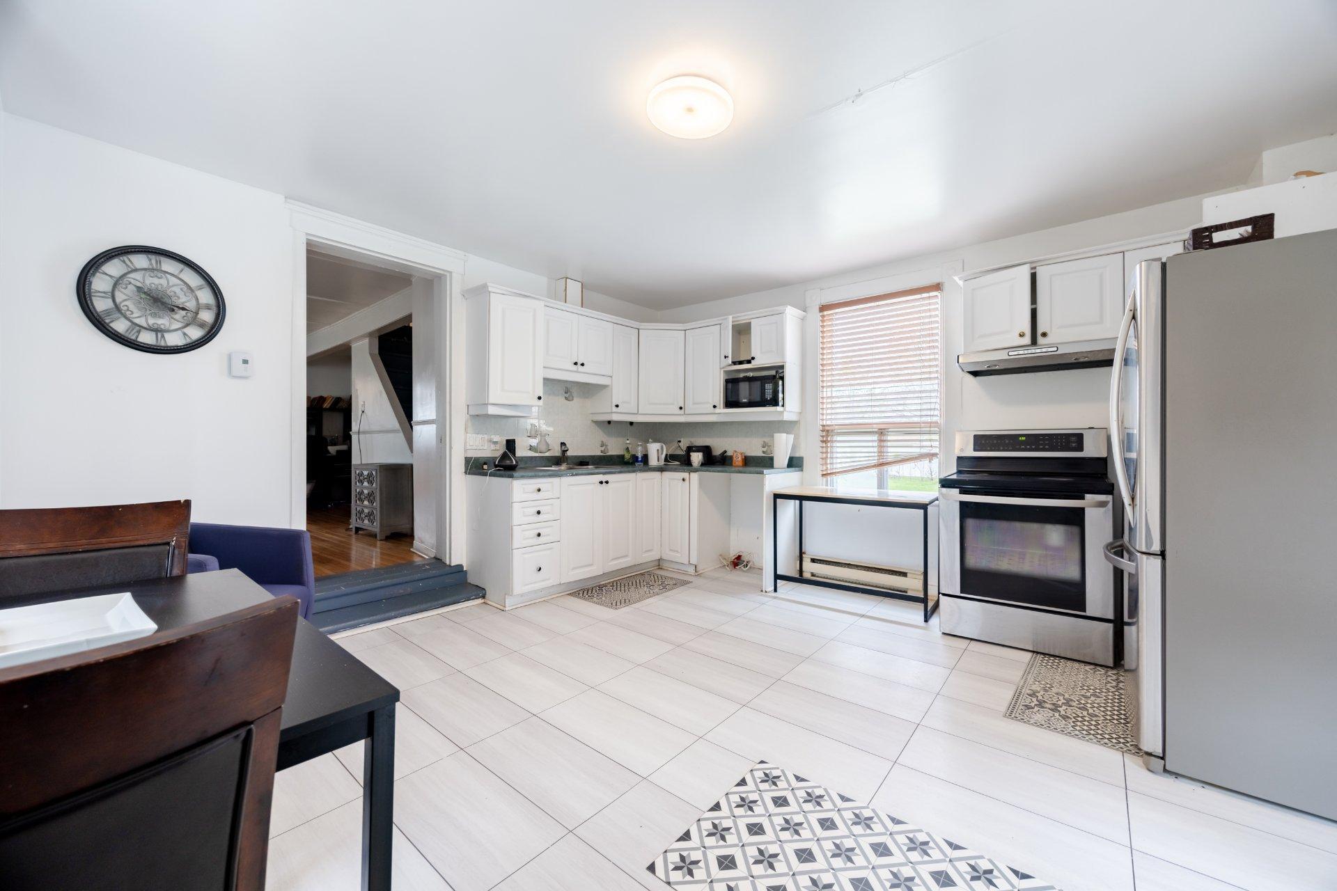 









6830Z


Ch. des Prairies

,
Brossard,







QC
J4Z3H8

