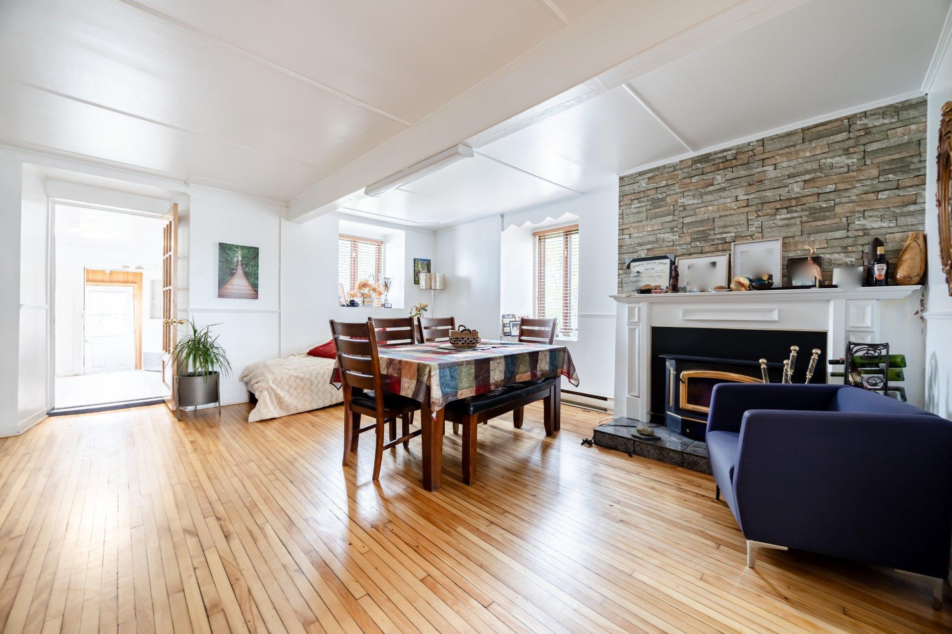 









6830Z


Ch. des Prairies

,
Brossard,







QC
J4Z3H8


