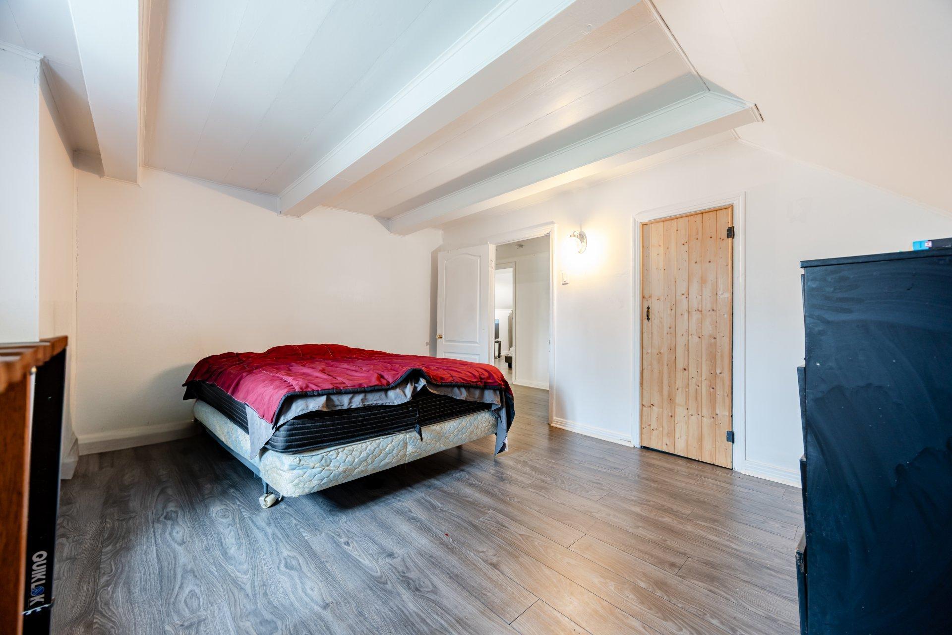 









6830Z


Ch. des Prairies

,
Brossard,







QC
J4Z3H8

