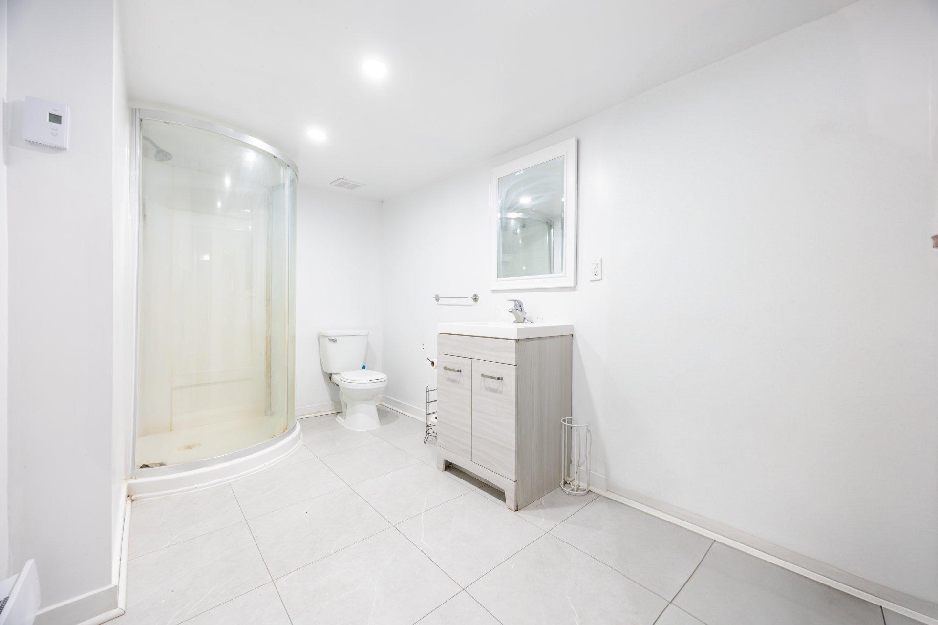 









6830Z


Ch. des Prairies

,
Brossard,







QC
J4Z3H8

