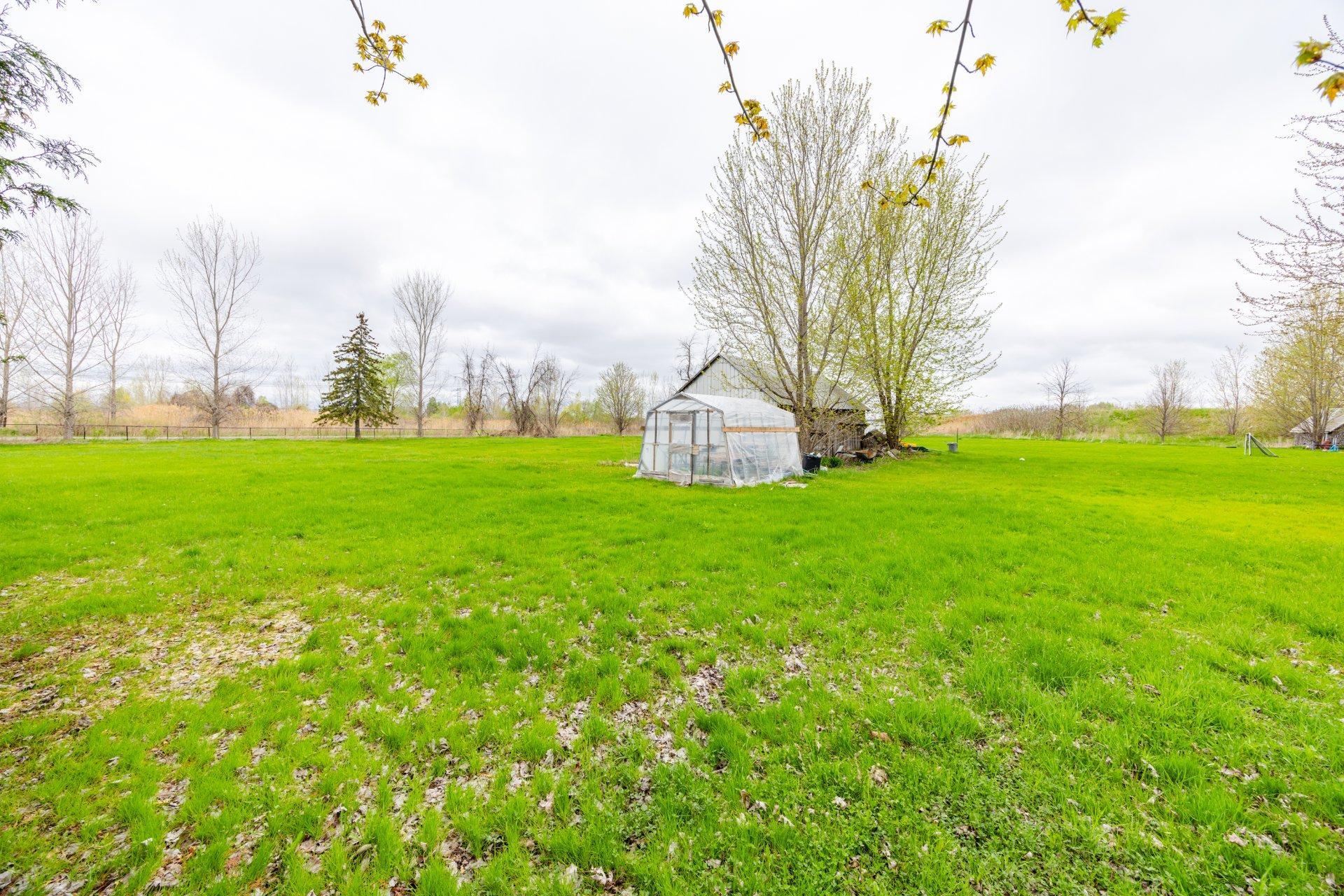 









6830Z


Ch. des Prairies

,
Brossard,







QC
J4Z3H8

