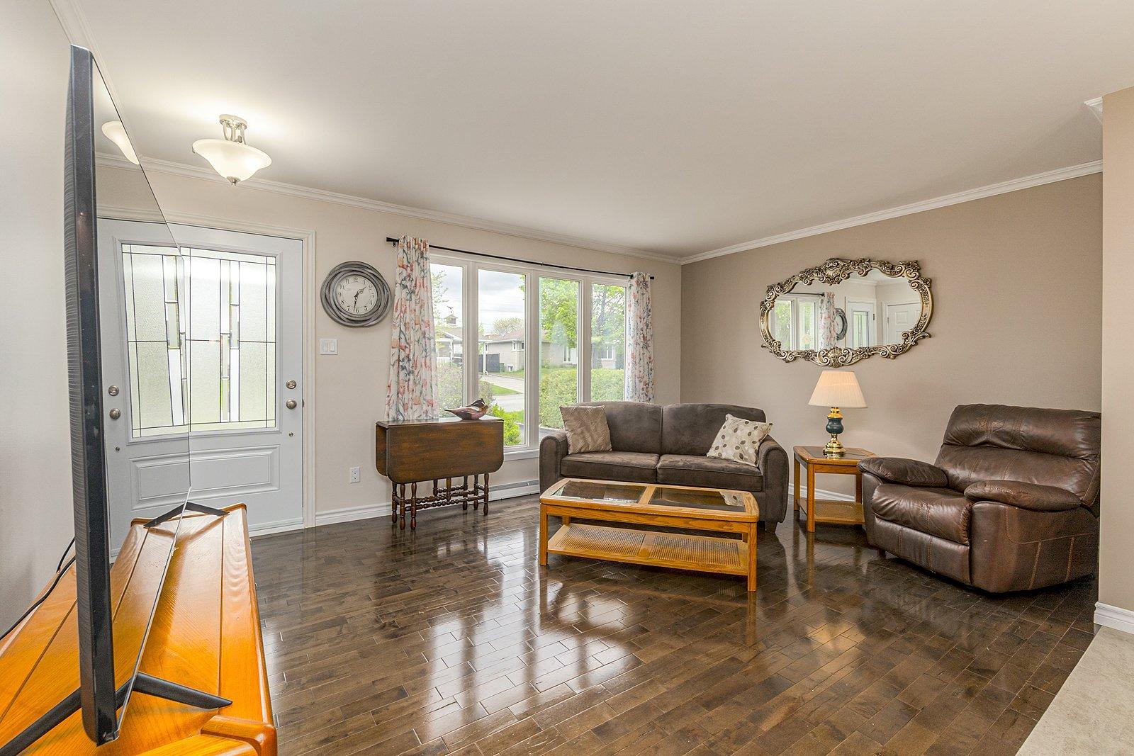 









1019


Rue Sideleau

,
Sherbrooke (Fleurimont),




QC
J1E1H7

