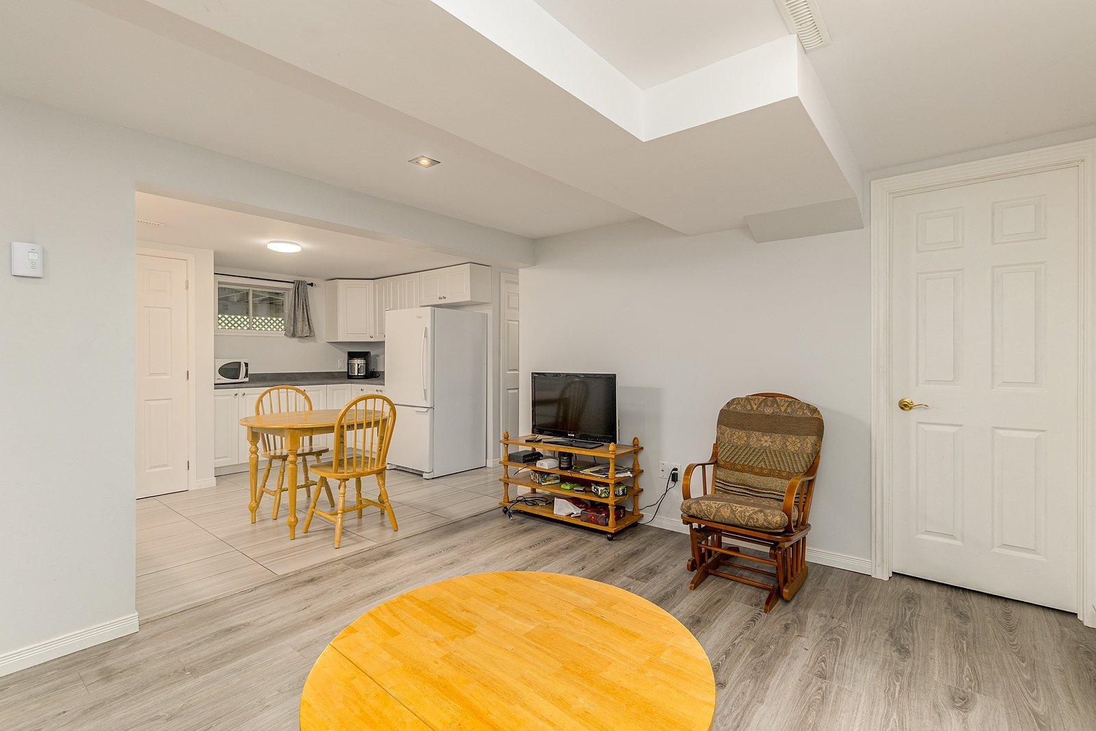 









1019


Rue Sideleau

,
Sherbrooke (Fleurimont),




QC
J1E1H7

