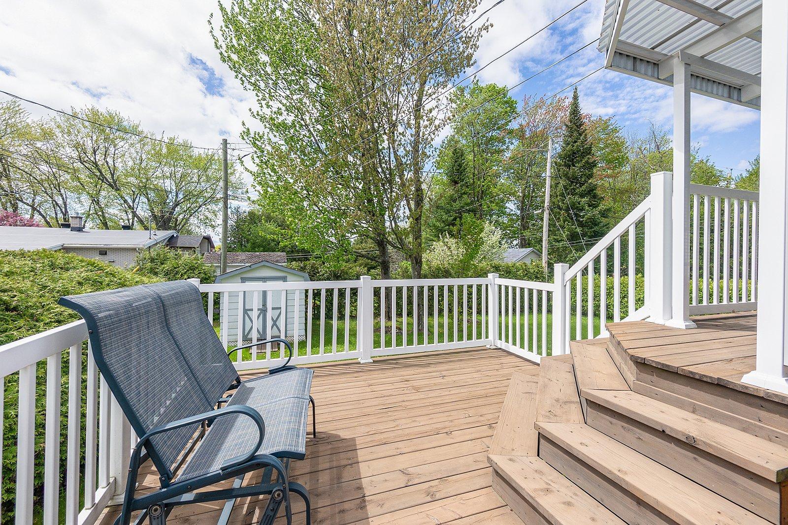 









1019


Rue Sideleau

,
Sherbrooke (Fleurimont),




QC
J1E1H7

