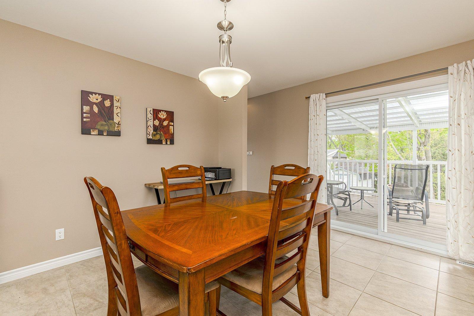 









1019


Rue Sideleau

,
Sherbrooke (Fleurimont),




QC
J1E1H7

