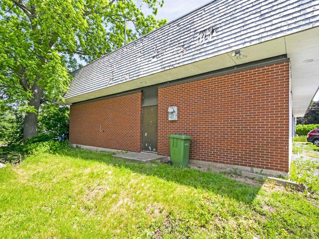 












49 Main Street

,
Hantsport,




NS
B0P 1P0

