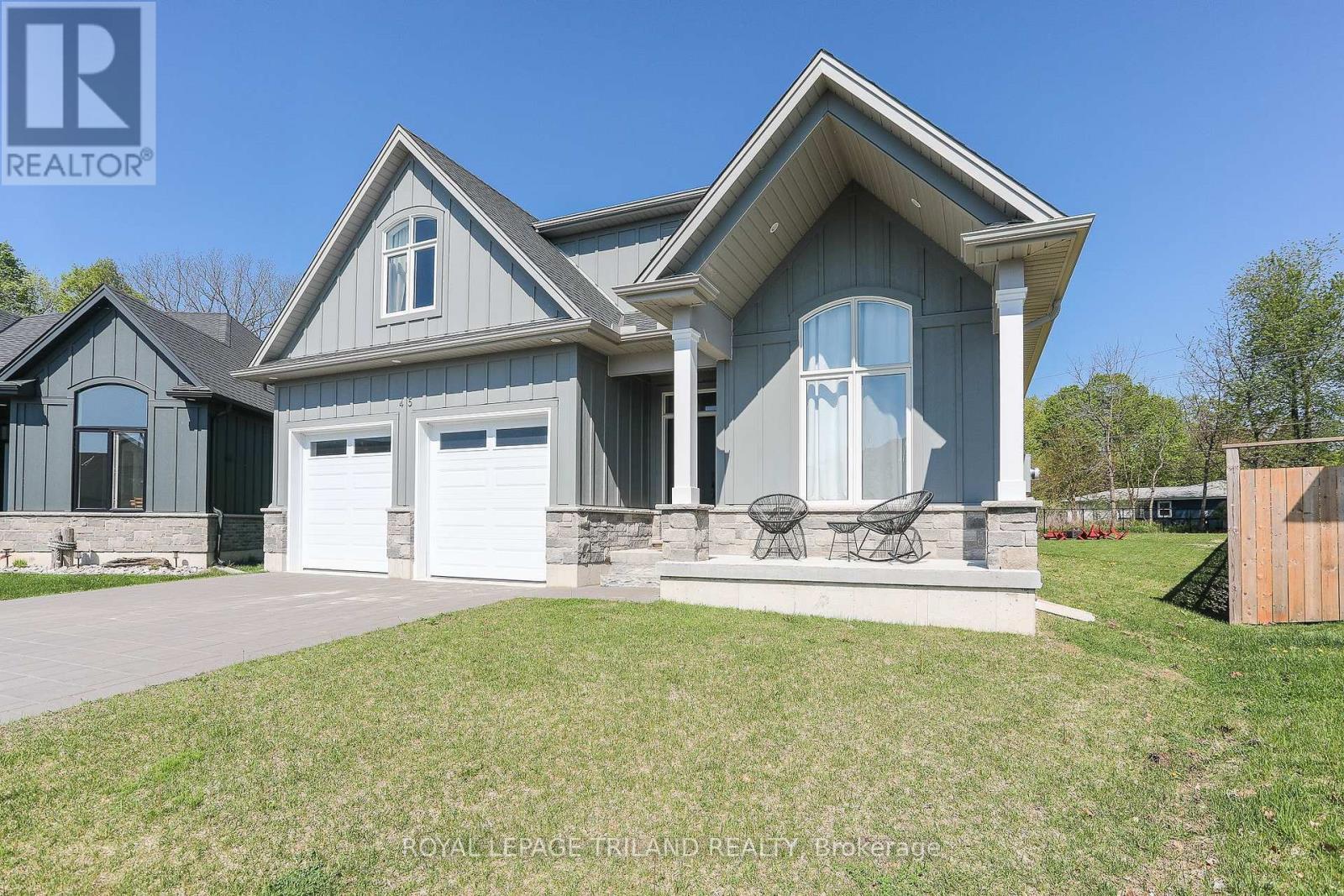 












45 COMPASS TRAIL

,
Central Elgin (Port Stanley),




Ontario
N5L0B4

