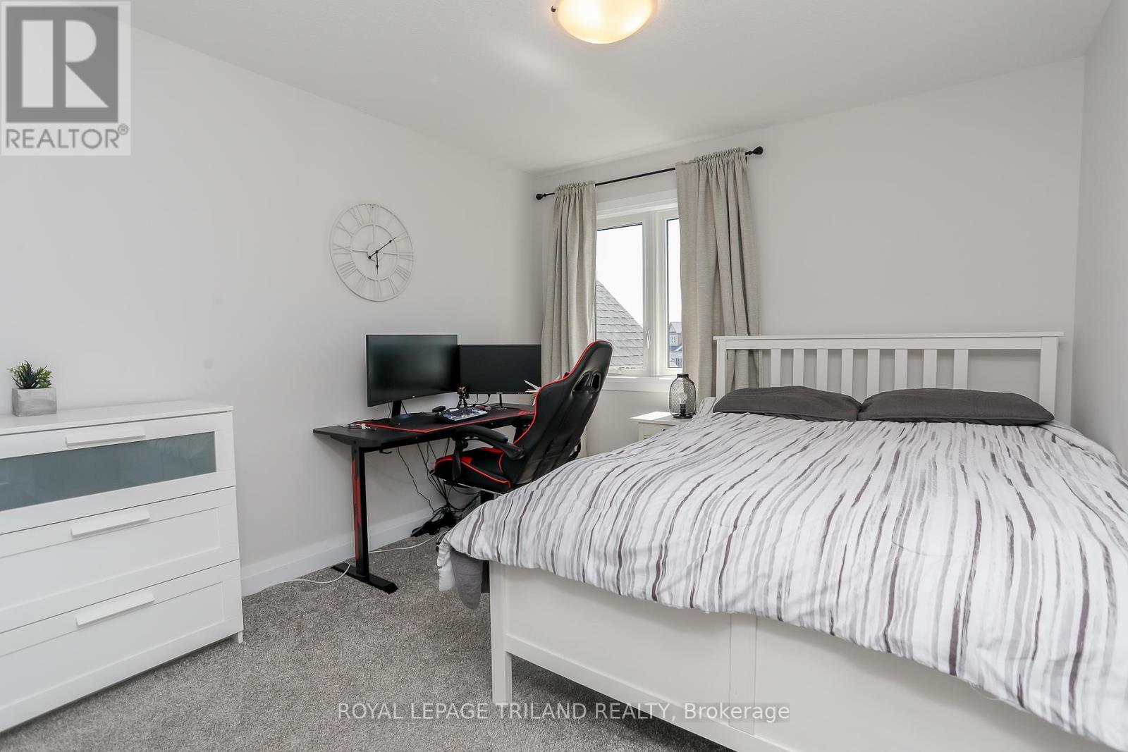 












45 COMPASS TRAIL

,
Central Elgin (Port Stanley),




Ontario
N5L0B4

