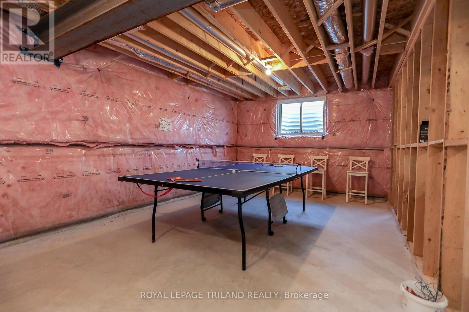 












45 COMPASS TRAIL

,
Central Elgin (Port Stanley),




Ontario
N5L0B4

