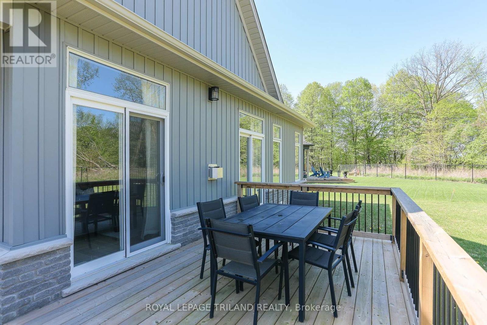 












45 COMPASS TRAIL

,
Central Elgin (Port Stanley),




Ontario
N5L0B4

