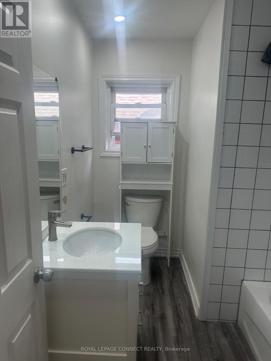 












MAIN - 429 CRERAR AVENUE

,
Oshawa,




Ontario
L1H2W6

